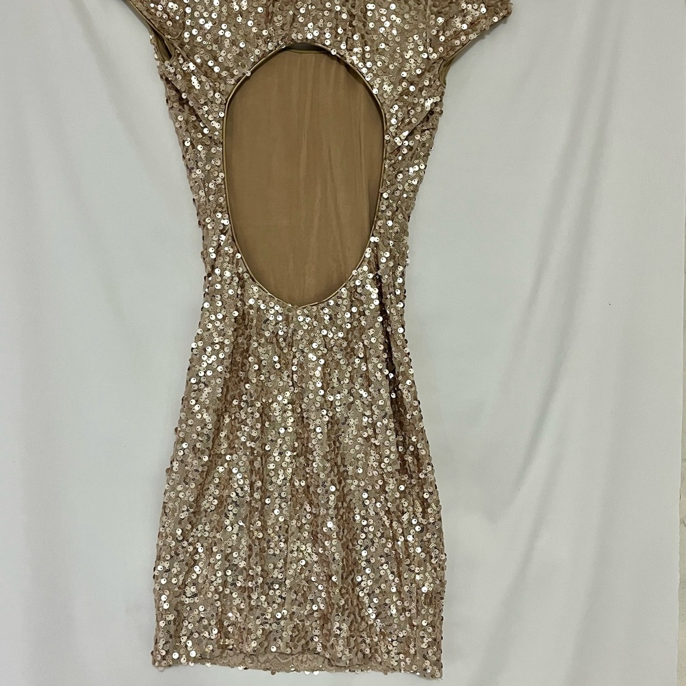 Dress the Population Shimmering Gold Sequin Mini Dress Women’s size XS - Picture 8 of 9